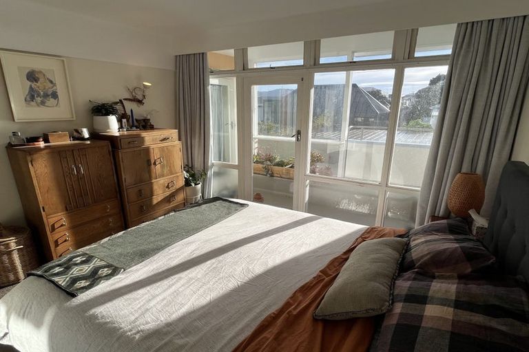 Photo of property in 7/4 Claremont Grove, Mount Victoria, Wellington, 6011