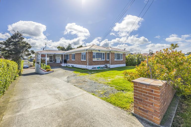 Photo of property in 3 Brooklyn Avenue, Papatoetoe, Auckland, 2025