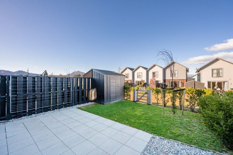 Photo of property in 7 Mount Nicholas Avenue, Wanaka, 9305