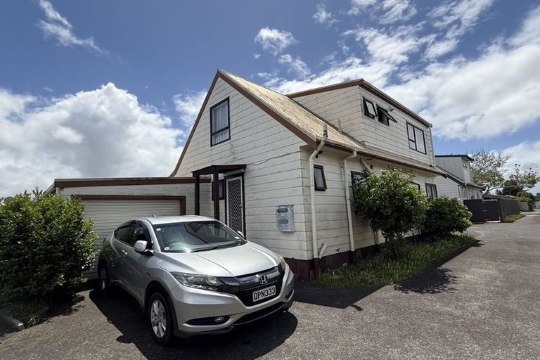 Photo of property in 2/29 Avis Avenue, Papatoetoe, Auckland, 2025