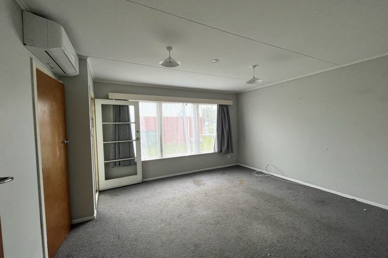 Photo of property in Oberon Flats, 48a Merton Street, Trentham, Upper Hutt, 5018