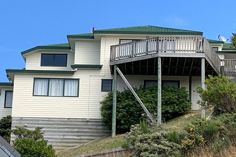 Photo of property in 26 Tattenhall Grove, Churton Park, Wellington, 6037