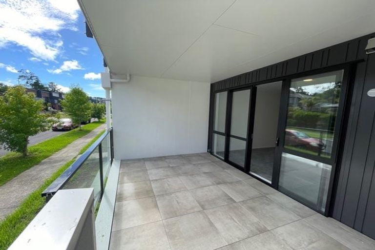 Photo of property in 19/11 Carlos Drive, Flat Bush, Auckland, 2016