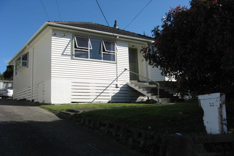 Photo of property in 21 Mcgowan Road, Wainuiomata, Lower Hutt, 5014