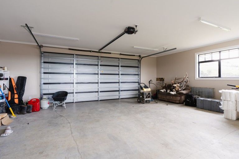 Photo of property in 60 Tirohanga Road, North Taieri, Mosgiel, 9092