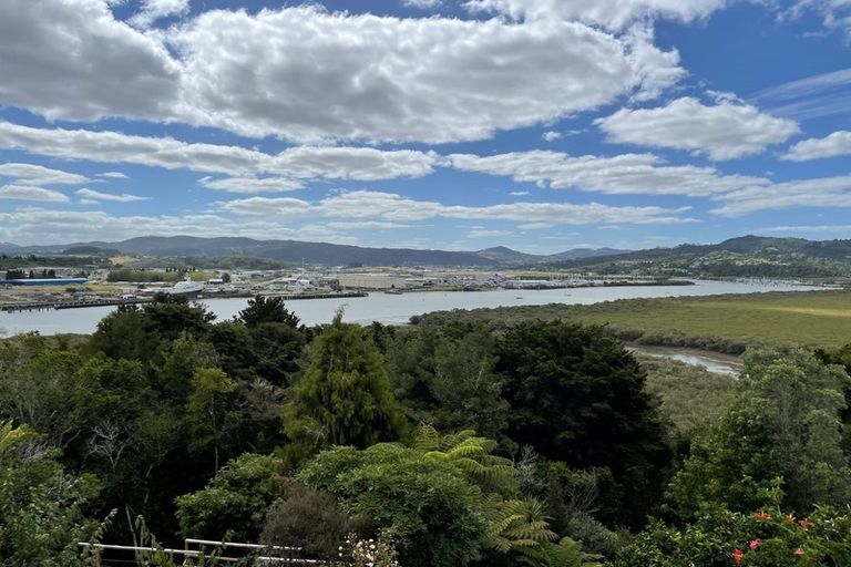 Photo of property in 54 George Point Road, Onerahi, Whangarei, 0110