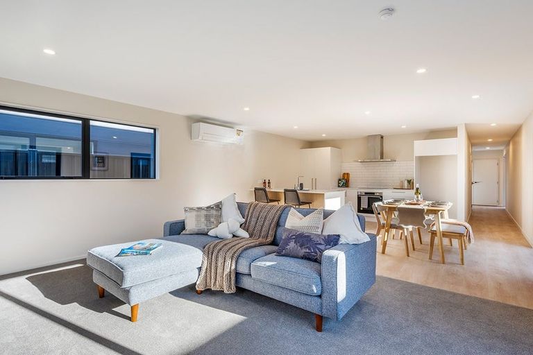 Photo of property in 11 Gillespie Street, Lake Hawea, 9382