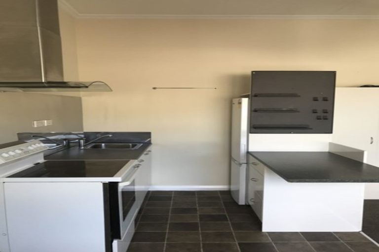 Photo of property in 77 Constable Street, Newtown, Wellington, 6021