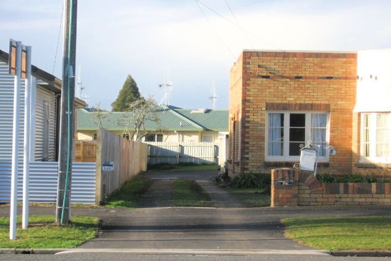 Photo of property in 12 Grey Street, Hamilton East, Hamilton, 3216