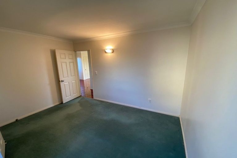 Photo of property in 44a Larne Avenue, Pakuranga Heights, Auckland, 2010