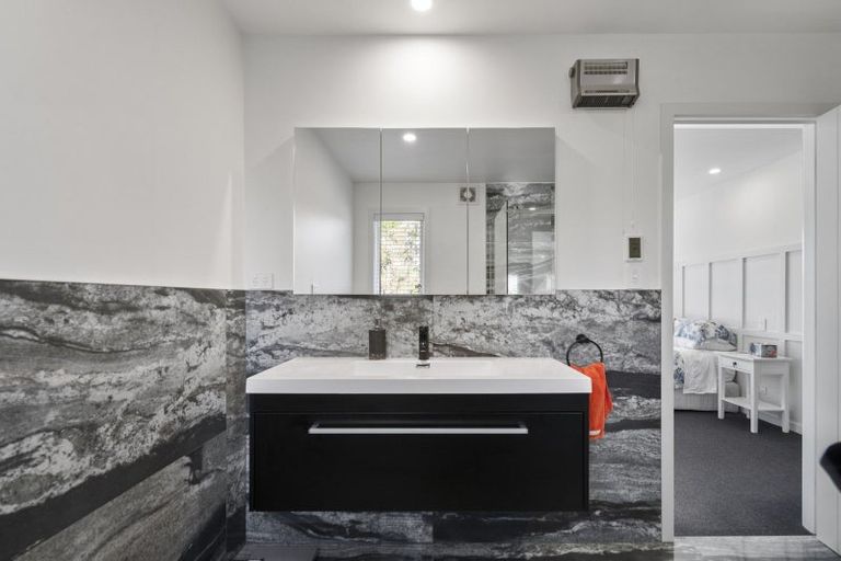 Photo of property in 172 Hendersons Line, Kelvin Grove, Palmerston North, 4470