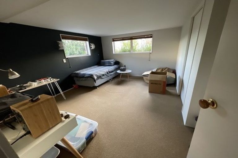 Photo of property in 41 Lynwood Road, New Lynn, Auckland, 0600