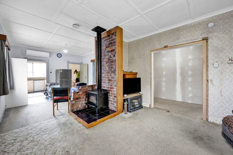 Photo of property in 5 Percy Avenue, Stratford, 4332