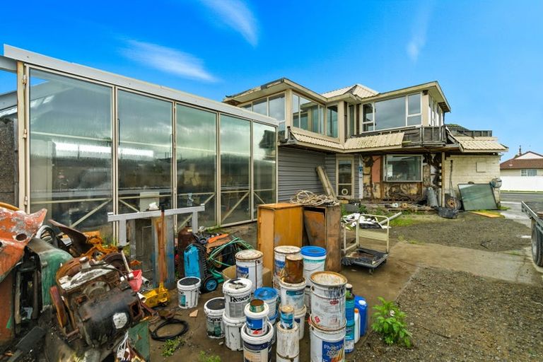 Photo of property in 117 Oakhampton Street, Hornby, Christchurch, 8042