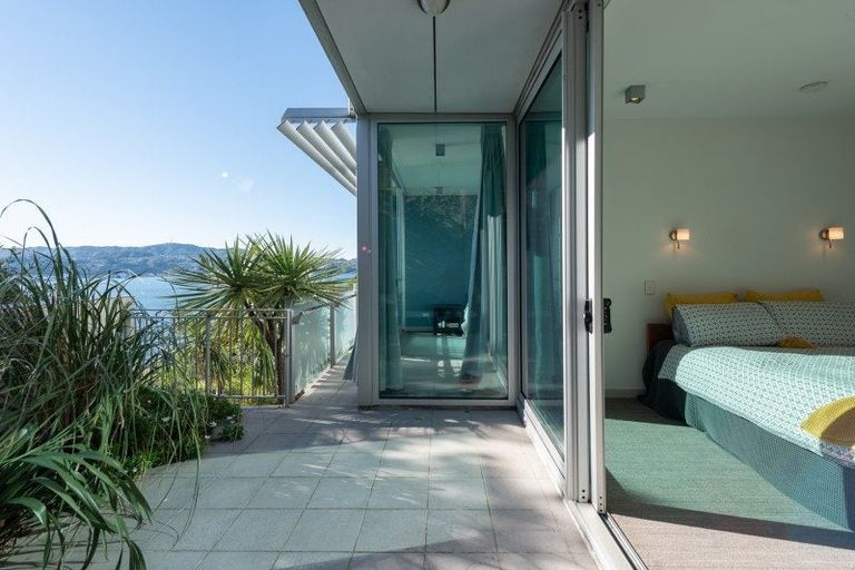 Photo of property in 4/22 The Crescent, Roseneath, Wellington, 6011
