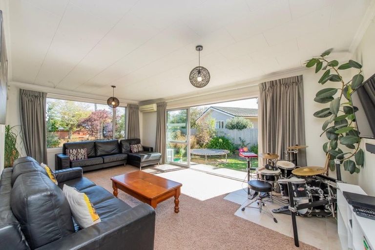Photo of property in 19 Cunningham Street, Leeston, 7632
