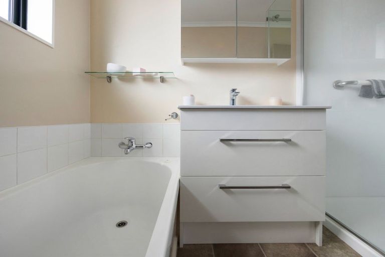 Photo of property in 26 Antrim Place, Nawton, Hamilton, 3200