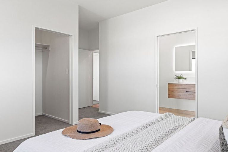 Photo of property in 37 Sullivan Avenue, Woolston, Christchurch, 8023