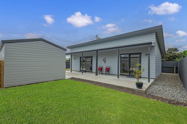Photo of property in 2a Piper Place, Roslyn, Palmerston North, 4414