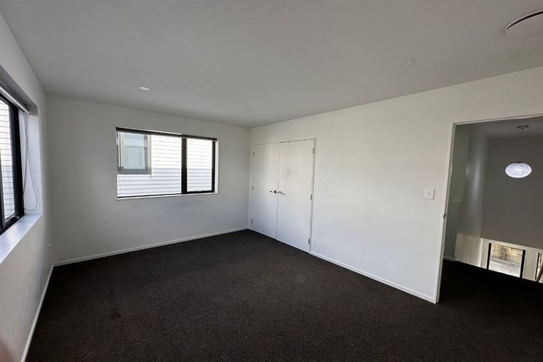 Photo of property in 44c Friesian Drive, Mangere, Auckland, 2022