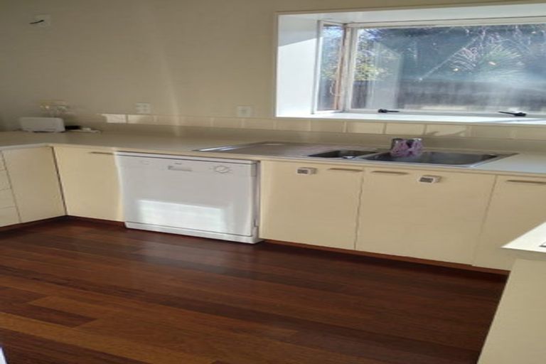 Photo of property in 4 Solway Avenue, Ilam, Christchurch, 8041