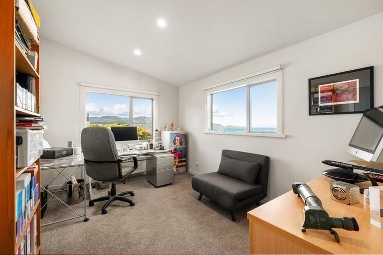 Photo of property in 18a Birkhall Grove, Strathmore Park, Wellington, 6022