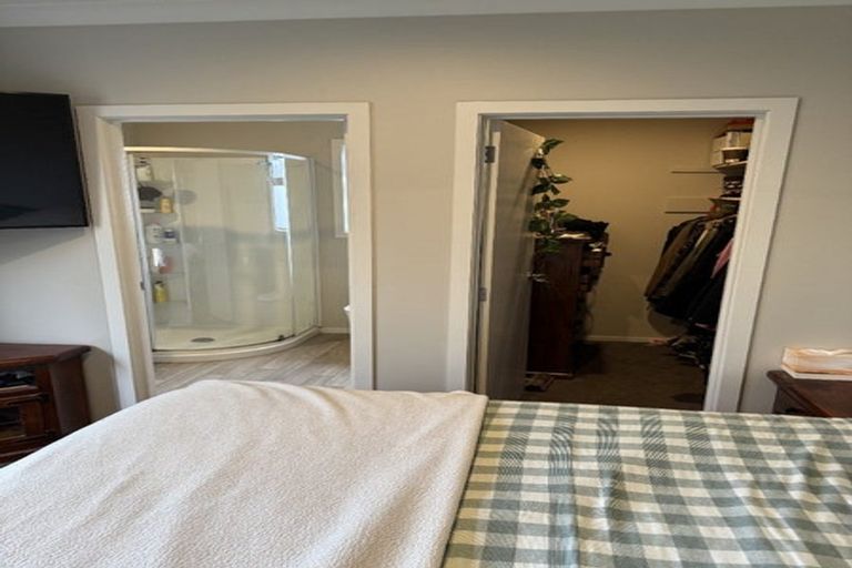 Photo of property in 23a Howard Road, Taradale, Napier, 4112