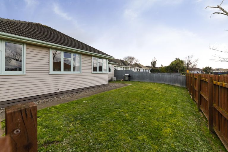 Photo of property in 6 Rochester Street, Awapuni, Palmerston North, 4412