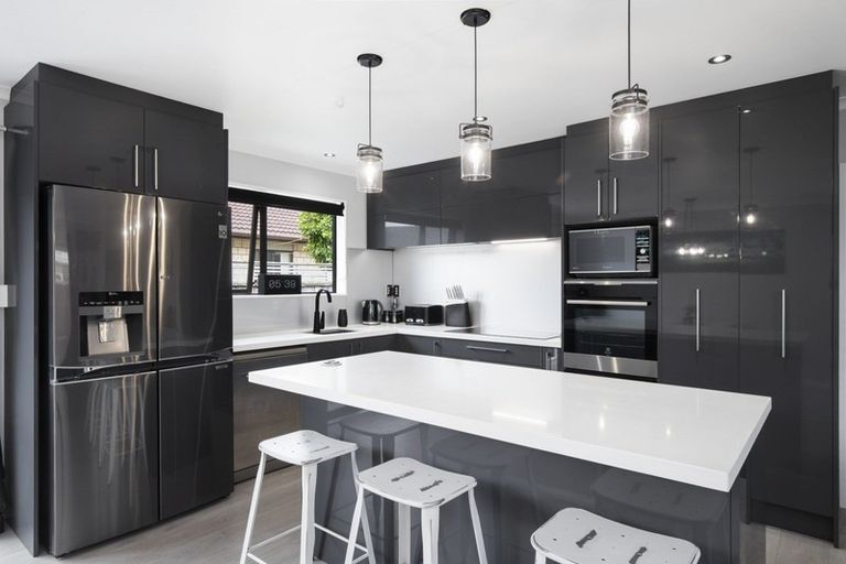 Photo of property in 10 Lili Road, Tuakau, 2121