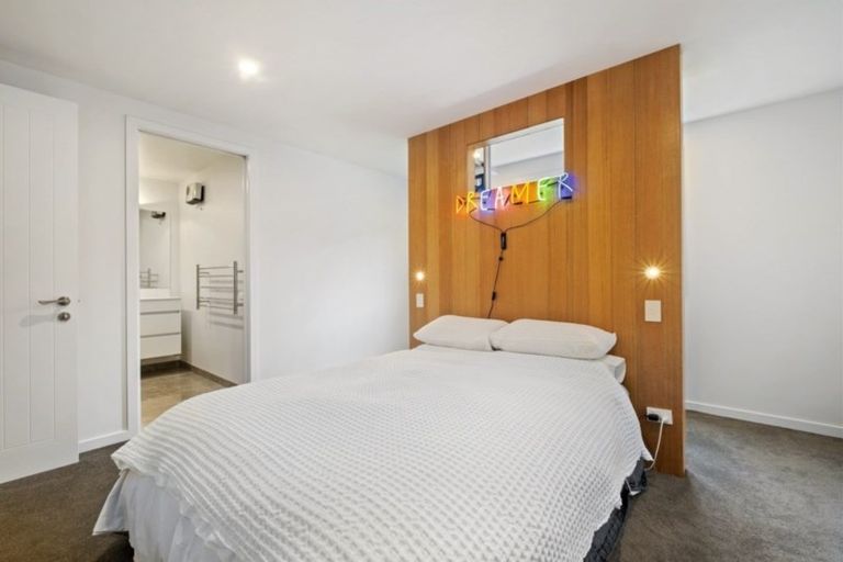 Photo of property in 20 Infinity Drive, Wanaka, 9305