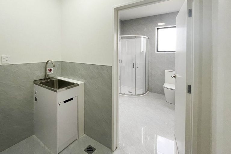 Photo of property in 12 Kaapehu Street, Karaka, 2578