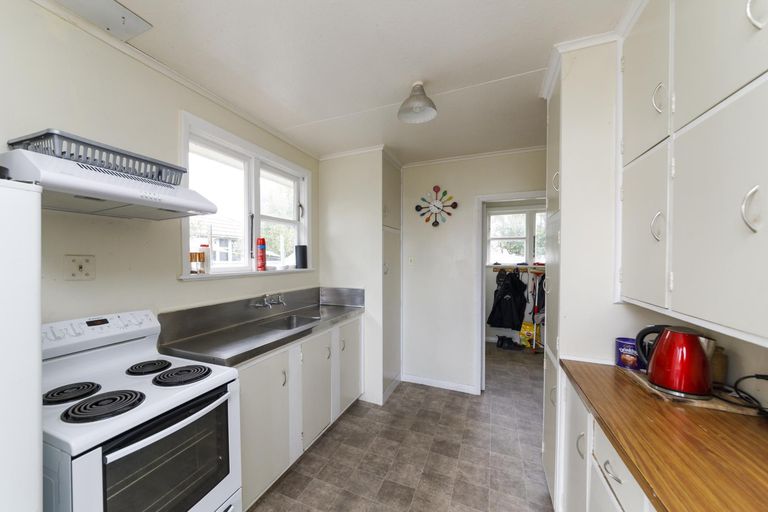 Photo of property in 6 Rochester Street, Awapuni, Palmerston North, 4412
