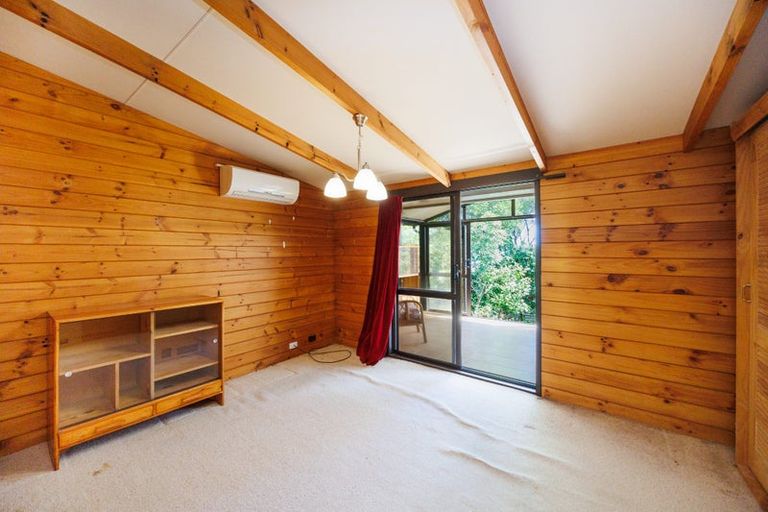 Photo of property in 1 Peter Hall Drive, Kelvin Grove, Palmerston North, 4414