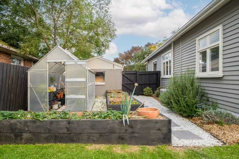 Photo of property in 6 Glynne Crescent, Spreydon, Christchurch, 8024