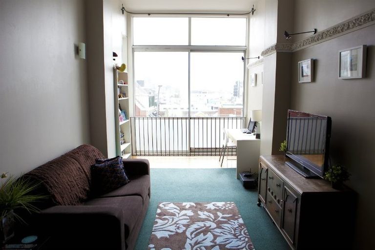 Photo of property in Qba Apartments, 2p/51 Webb Street, Mount Cook, Wellington, 6011