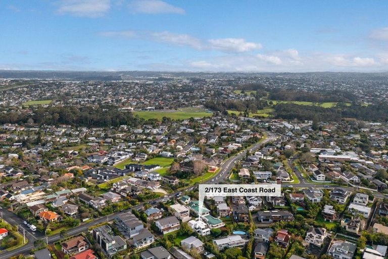 Photo of property in 2/173 East Coast Road, Castor Bay, Auckland, 0620
