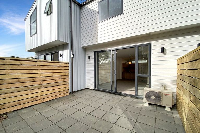 Photo of property in 11/1u Elliott Street, Johnsonville, Wellington, 6037