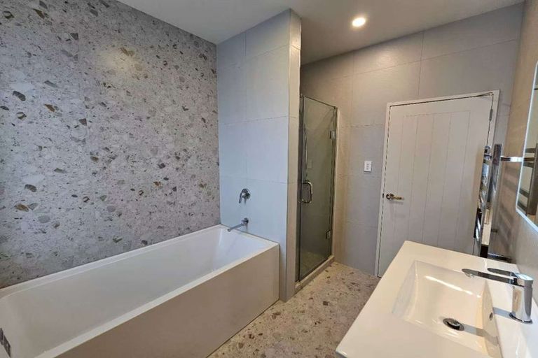 Photo of property in 3 Yellow Pear Lane, Karaka, 2578