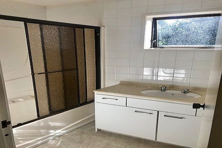 Photo of property in 3/51 Shakespeare Road, Milford, Auckland, 0620