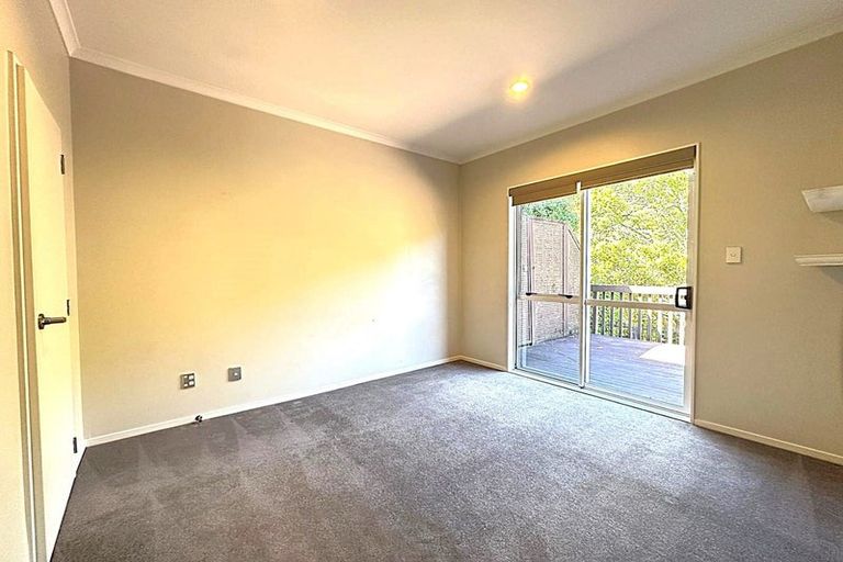 Photo of property in 9 Lucca Crescent, Flat Bush, Auckland, 2019
