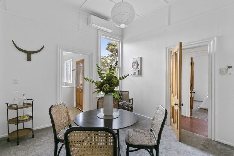 Photo of property in 10 Emmett Street, Newtown, Wellington, 6021