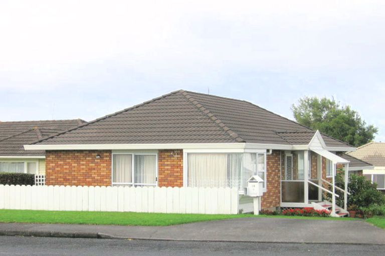 Photo of property in 33 James Laurie Street, Henderson, Auckland, 0612