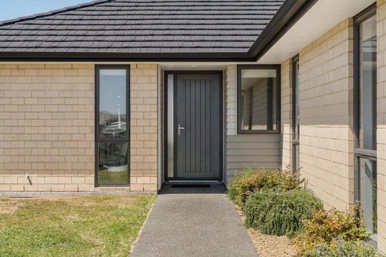 Photo of property in 15 Piata Street, Papamoa Beach, Papamoa, 3118