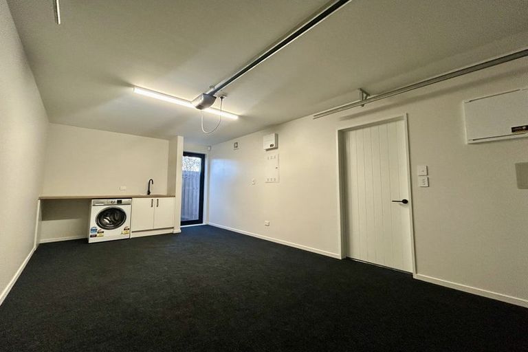 Photo of property in 2/14 Whiteleigh Avenue, Addington, Christchurch, 8024