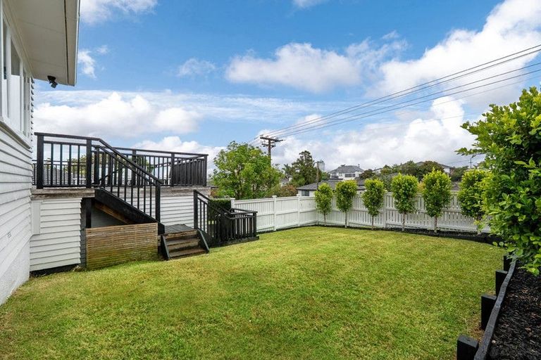 Photo of property in 26a Sydney Street, Hauraki, Auckland, 0622
