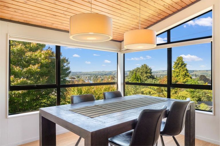 Photo of property in 49 Grand Vue Road, Kawaha Point, Rotorua, 3010