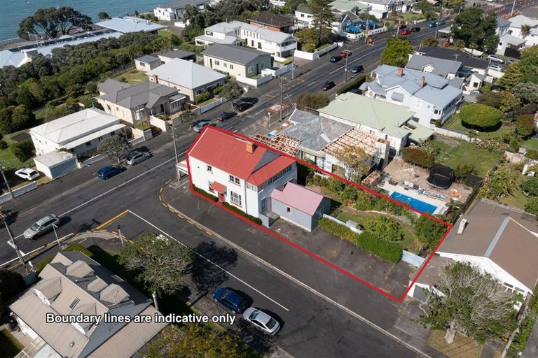 Photo of property in 58 Calliope Road, Stanley Point, Auckland, 0624