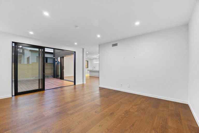Photo of property in 55 Streamview Way, Long Bay, Auckland, 0630