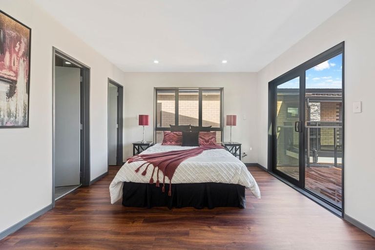 Photo of property in 12c Hill Crescent, New Lynn, Auckland, 0600