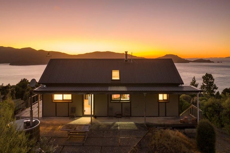 Photo of property in 1786 Port Underwood Road, Port Underwood, Picton, 7281